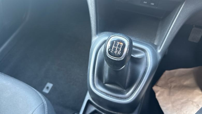 Hyundai i10 1.0 SE 5dr Petrol Hatchback